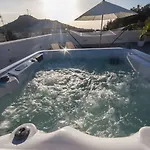 招待所 Amaka 库斯托纳奇