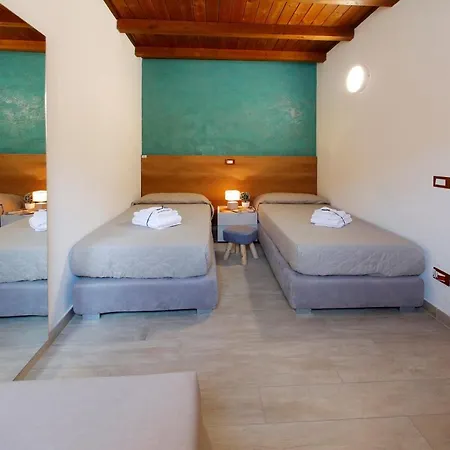 Amaka クストナーチ